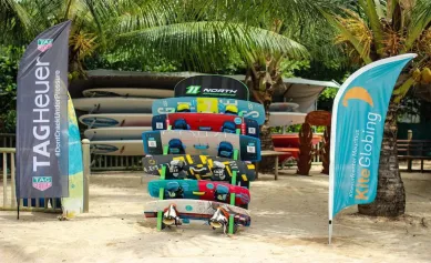 Kitesurf with Kite Globing