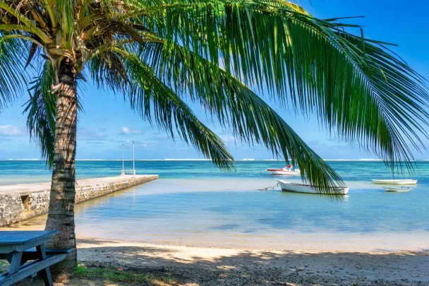 Mauritius, Baie du Cap, sea and sun