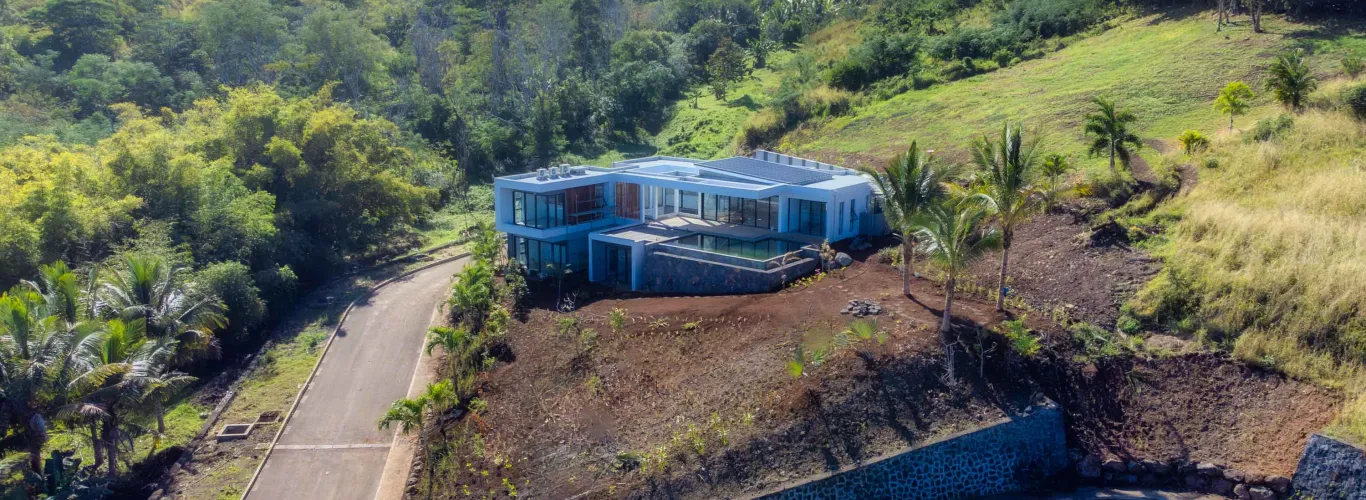 villa des hauts d'anbalaba à l'île maurice construite par opalite